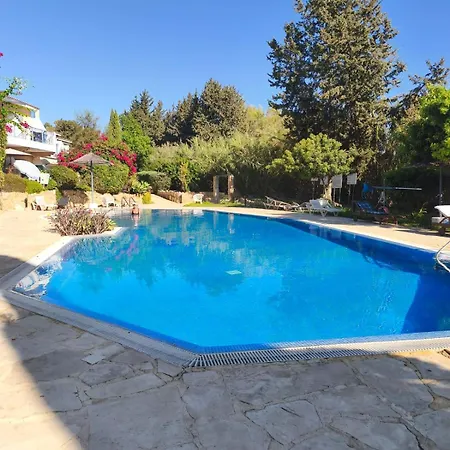 Casa Romy - 3 Bedroom Townhouse Direkt Am Pool Paphos
