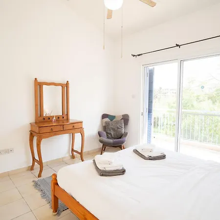 Casa vacanze Casa Romy - 3 Bedroom Townhouse Direkt Am Pool Paphos