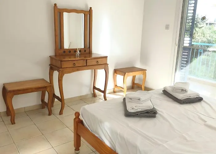 펜션 Casa Romy - 3 Bedroom Townhouse Direkt Am Pool 파포스