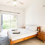 Casa Romy - 3 Bedroom Townhouse Direkt Am Pool Vakantiehuis Paphos